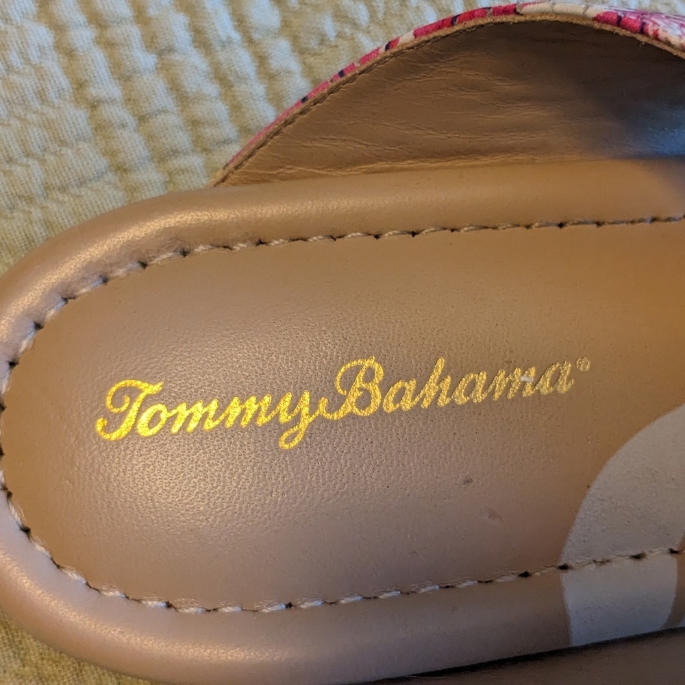 Tommy Bahama Sandals - NEW - Size 10 - Picture 3 of 7